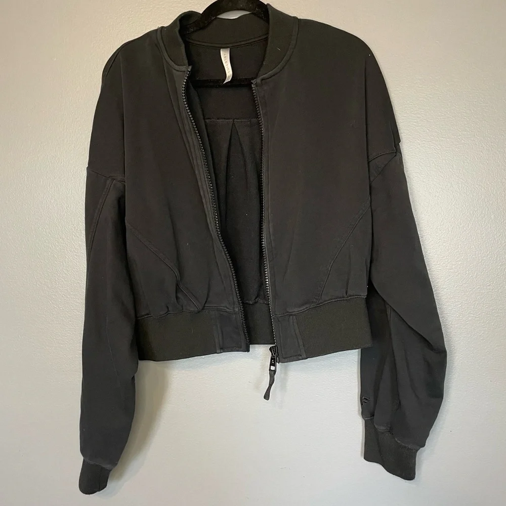 Fabletics black bomber jacket light-weight black